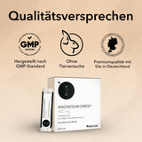 Die Produktverpackung von Magnesium Direkt 400 mg mit der Packung in schwarz und weiß und einem Stick. Qualitätssiegeln und Zertifikate wie GMP Certified, ohne Tierversuche und Premiumqualität mit Sitz in Deutschland 