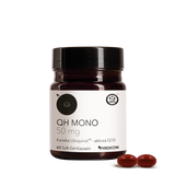 Die Produktdose von QH Mono 50 mg von Medicom, auf dem zwei rote Soft-Gel-Kapseln abgebildet sind. Auf dem Produktetikett liest man: Kaneka QH Ubiquinol, die bioatkive Form von Q10. 