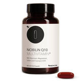 Nobilin Q10 Multivitamin® jetzt in der wiederverwendbaren Dose. Produktdose in der Vorderansicht mit einer Soft-Gel-Kapsel im Vordergrund.
